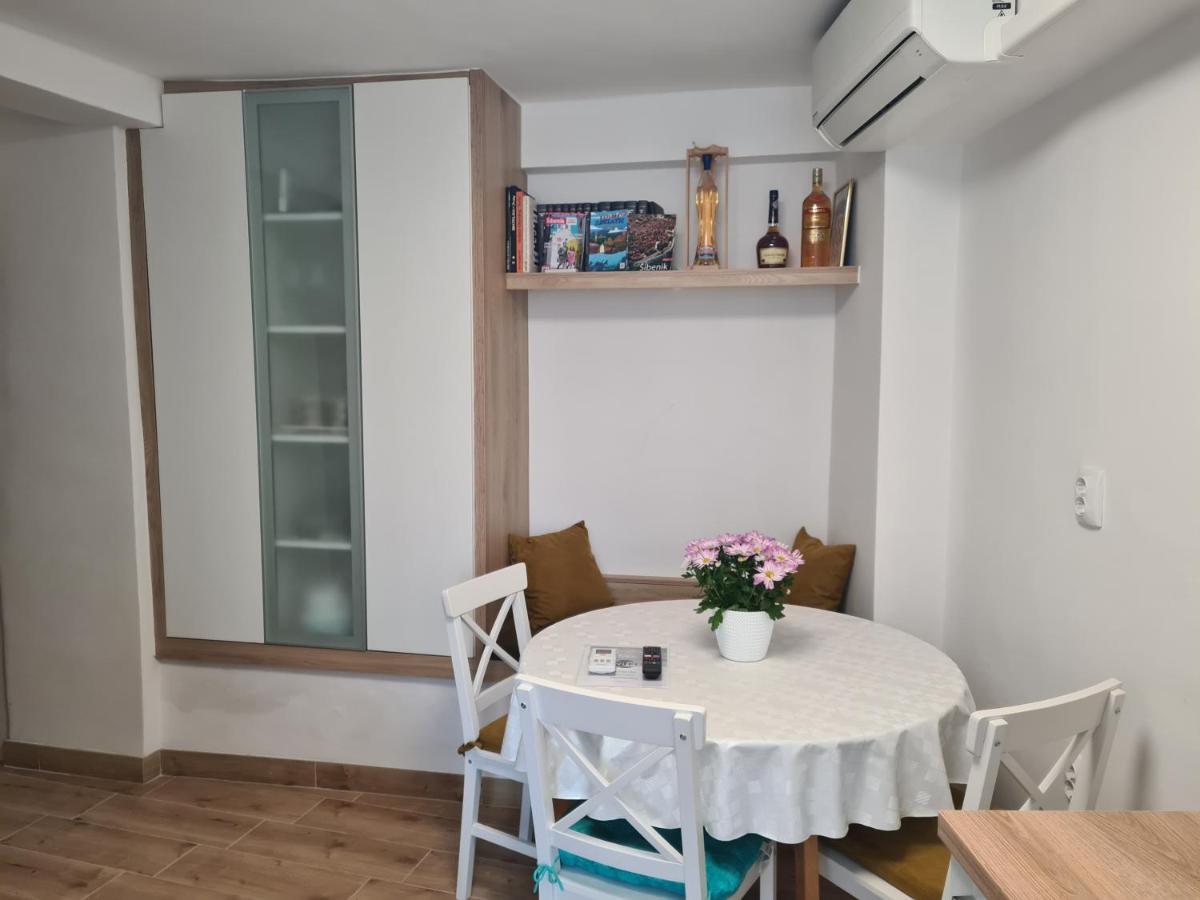 Apartman Kale Šibenik Eksteriør billede